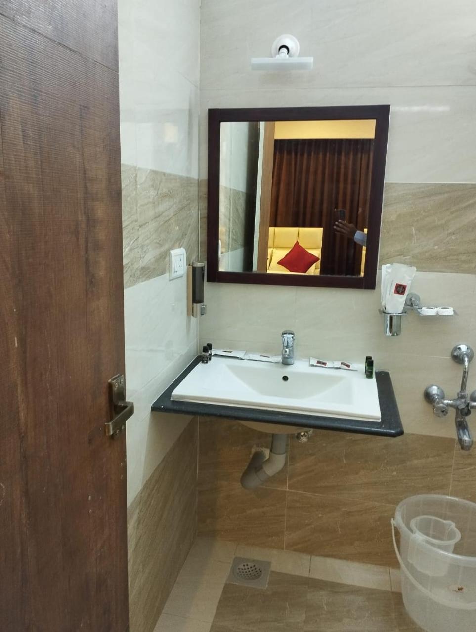 Annai Residency Hotel Vellore Exterior photo